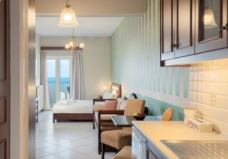 Studio with Sea View - Room