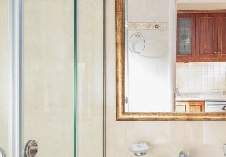 Studio with Sea View - bathroom