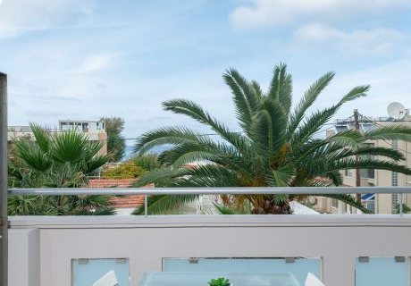 Apartment with Sea View - balcony - sea view